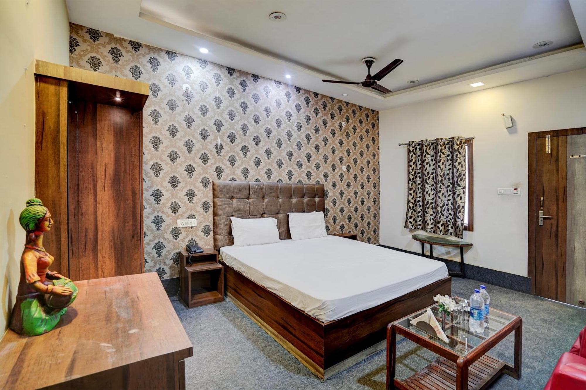 Hotel O Shyam Utsav Mirzāpur 外观 照片