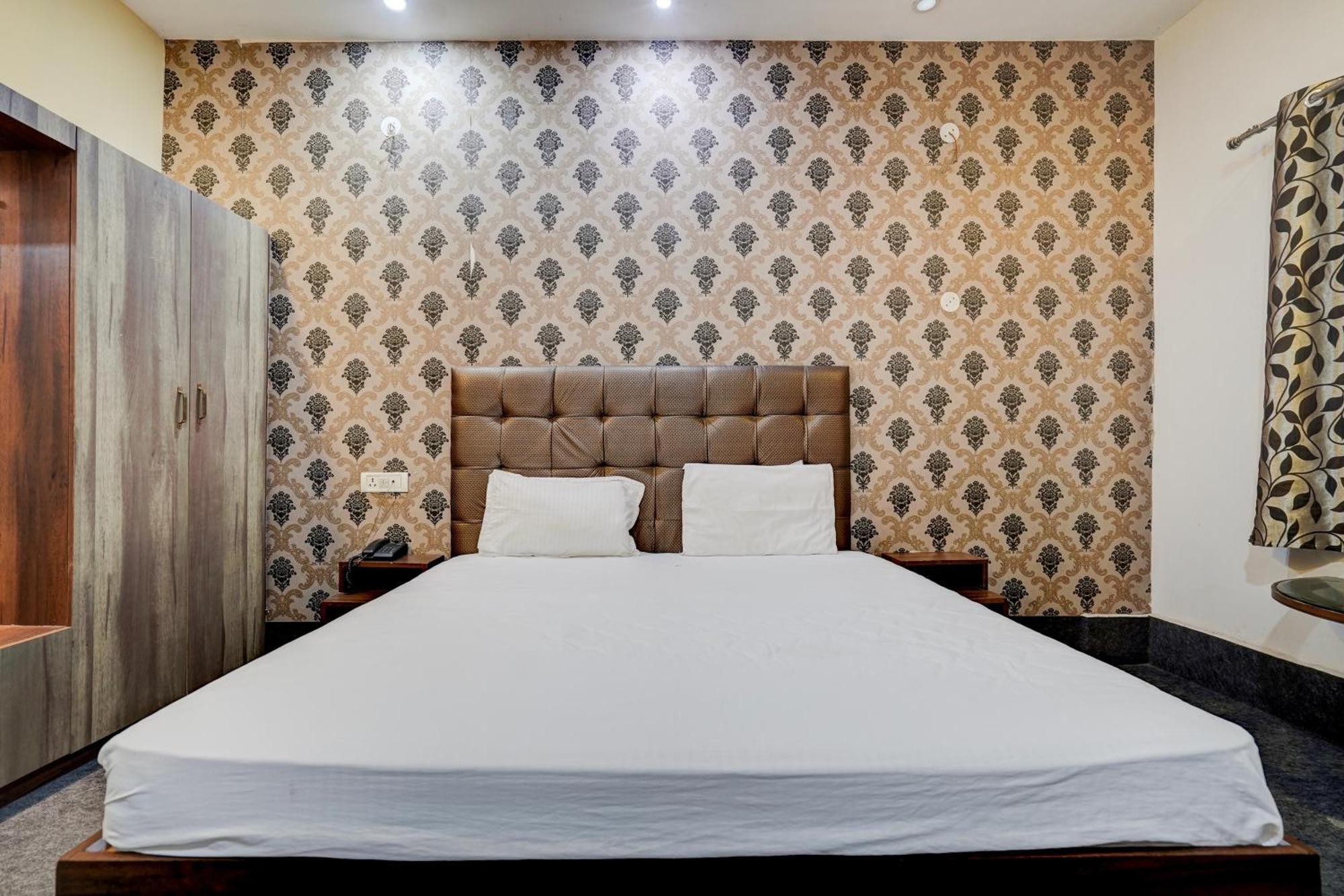 Hotel O Shyam Utsav Mirzāpur 外观 照片